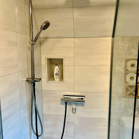 Finnhuette Louise Am Storkower Storkow (Mark)